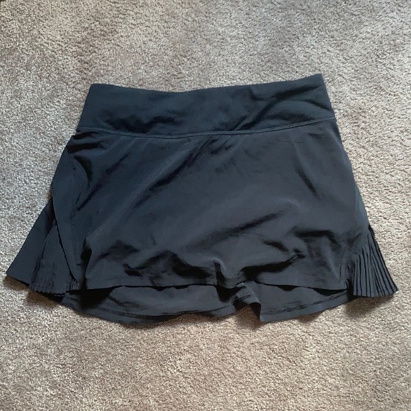lululemon play off pleats skirt - Picture 2 of 3